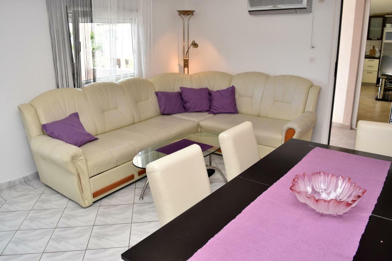 Apartmani Lun Vir Exterior photo