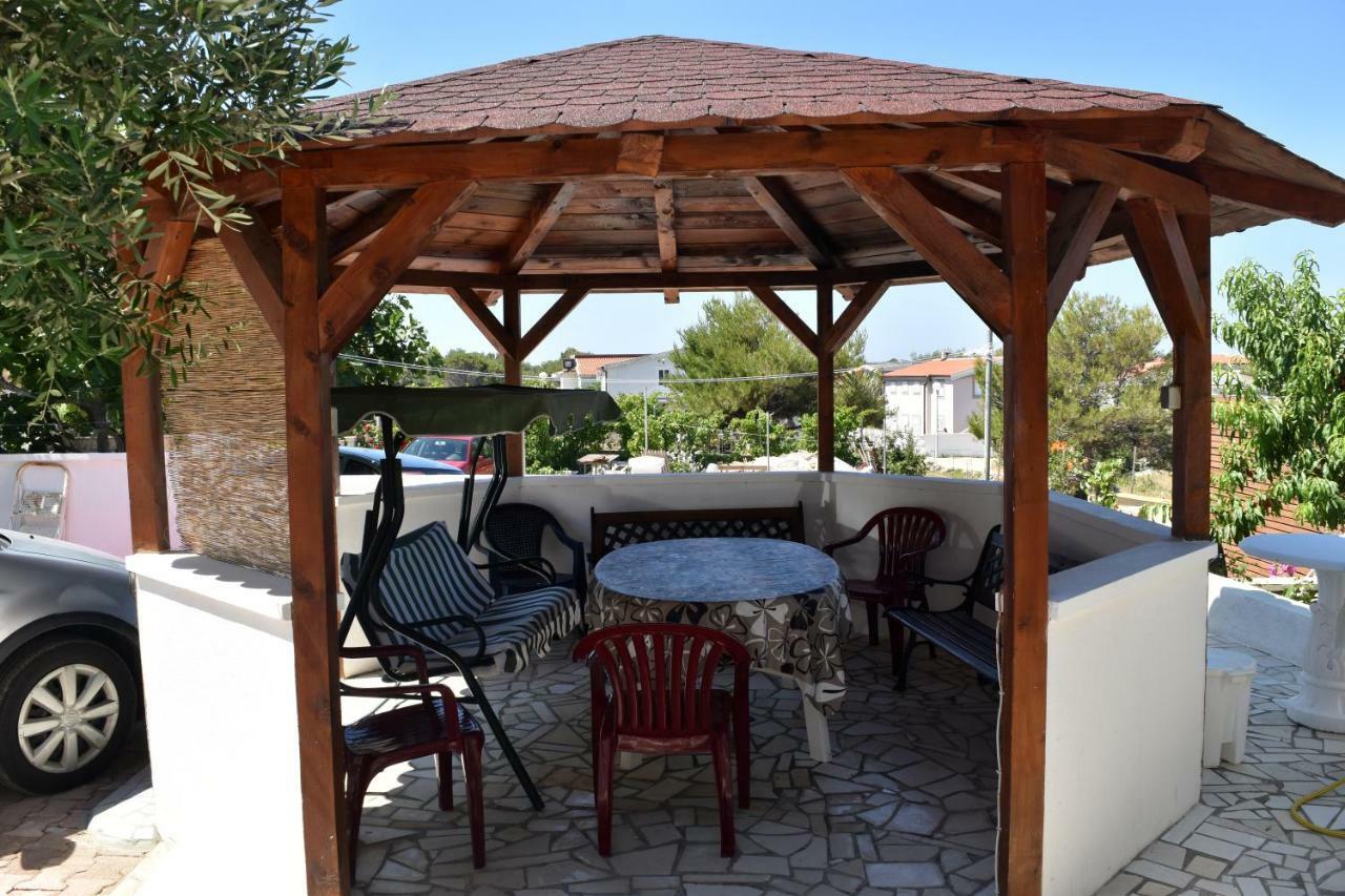 Apartmani Lun Vir Exterior photo